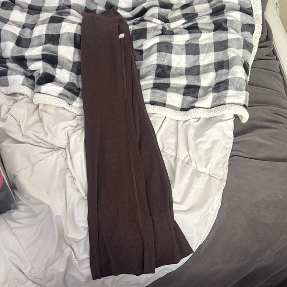 Vuori Woman’s Flare yoga pants - Picture 3 of 3